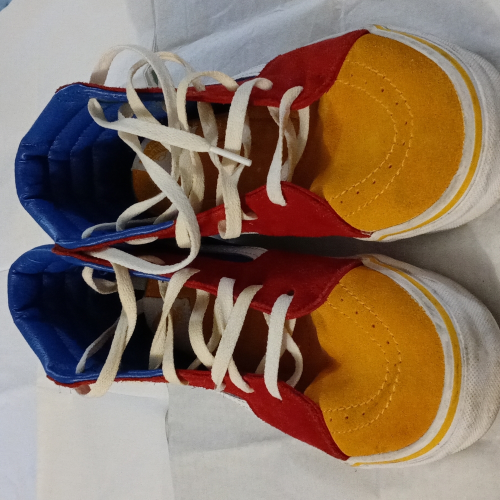 Comfortable gym shoes(boys)